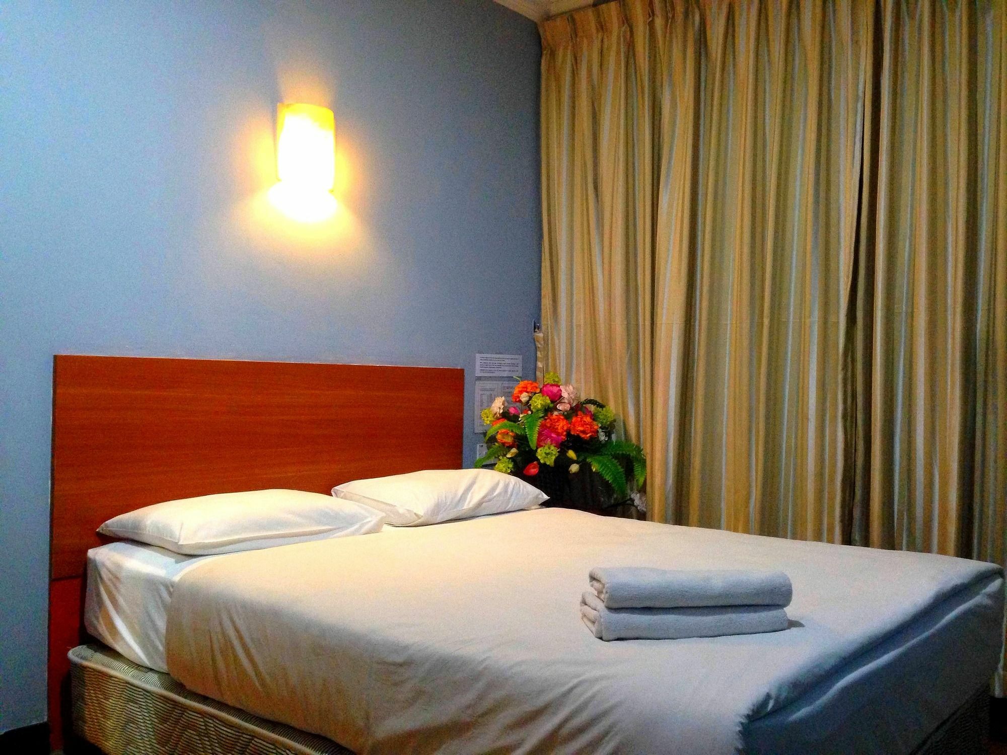 Switz Paradise Hotel - 5 Minute Walk To Centre Point And 10 Minute Walk To Waterfront- Kota Kinabalu Dış mekan fotoğraf